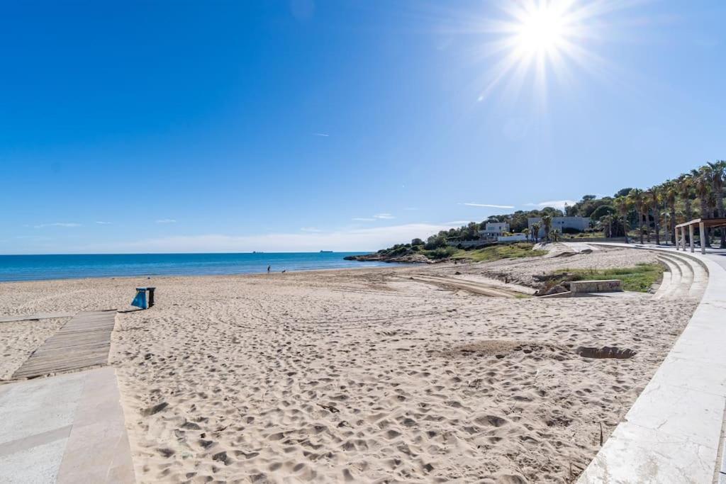 Privilegiado-Tarragona-50Mplaya-Wifi-Pool-Relax8 Εξωτερικό φωτογραφία